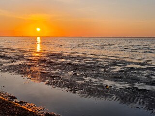 Sonnenuntergang am Strand von Neßmersiel