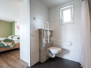 En-suite barrierefreie Badezimmer
