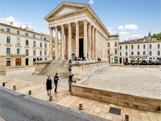 Villa Rochefort-du-Gard Environment 23