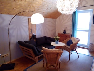 Schlafzimmer mit Doppelbett im Obergeschoss