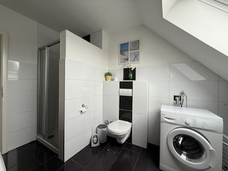 Bad mit Waschmaschine