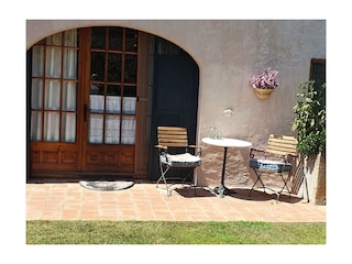 Holiday cottage Peratallada Outdoor Recording 4