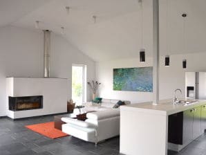 Holiday house Modern and spacious holiday home – only five minutes to the Atlantic - Bias - image1