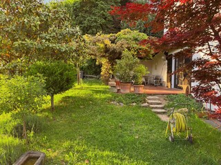 Garten mit Terrasse