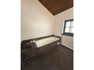 Badezimmer 1