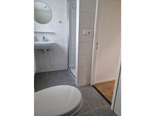 Badezimmer im Obergeschoss