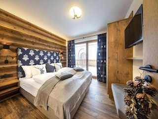 Holiday park Neukirchen am Großvenediger Features 24