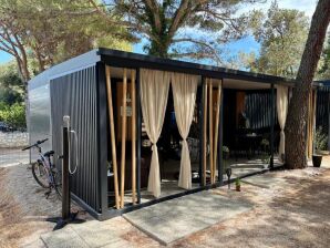 TJ Escape - Mobile Home - Mobile Home With Hot Tub And Terrace