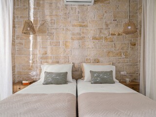 Villa Pitsidia Features 24