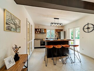 Apartment Zavalatica Features 14