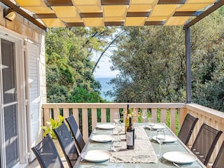 Apartment Zavalatica Features 17