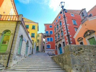 Farmhouse Sumber Environment 39