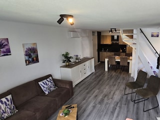 Wohnzimmer und Küche