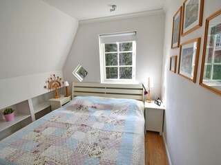 Schlafzimmer 3 (mit Doppelbett)