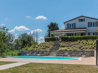 Villa Sant'Angelo in Pontano Buitenaudio-opname 14