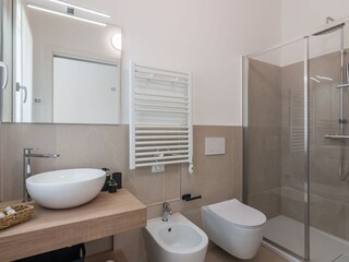 Villa Silvia - Badezimmer mit Dusche