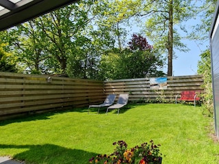 Komplett eingezäunter Garten