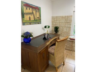 Schreibtisch / Platz füt Home Office