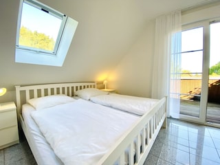 Schlafzimmer 1 OG