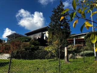Außenansicht Wintergarten und Haus