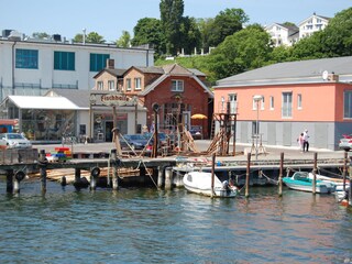 The harbour & fish hall