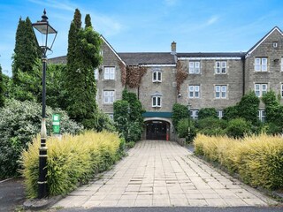 Apartment Huddersfield Außenaufnahme 5