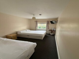 Apartment Feltham Features 14