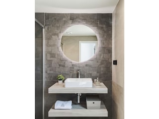Badezimmer 2