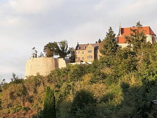 Blick zum Schloss Mansfeld