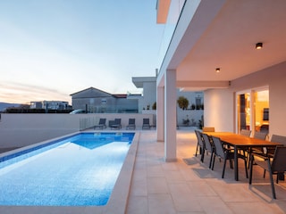 Villa Neoma – am Meer mit beheiztem Pool