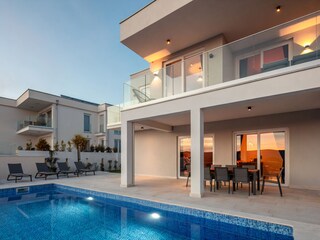 Villa Neoma – am Meer mit beheiztem Pool