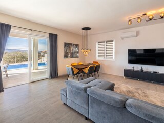 Villa Neoma – am Meer mit beheiztem Pool