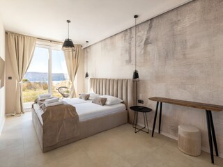 Villa Neoma – am Meer mit beheiztem Pool