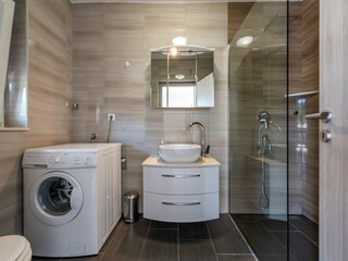 Modernes Badezimmer.