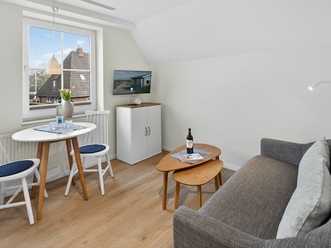 Ferienwohnung Lüttje Ginsterhaus – Wilde Brise