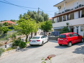 Apartment Okrug Gornji  5