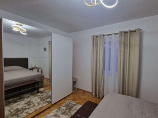Apartment Okrug Gornji  15