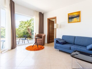 Apartment Splitska  29