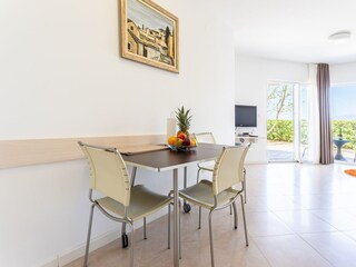 Apartment Splitska  33