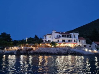 Holiday room Zastražišće  11