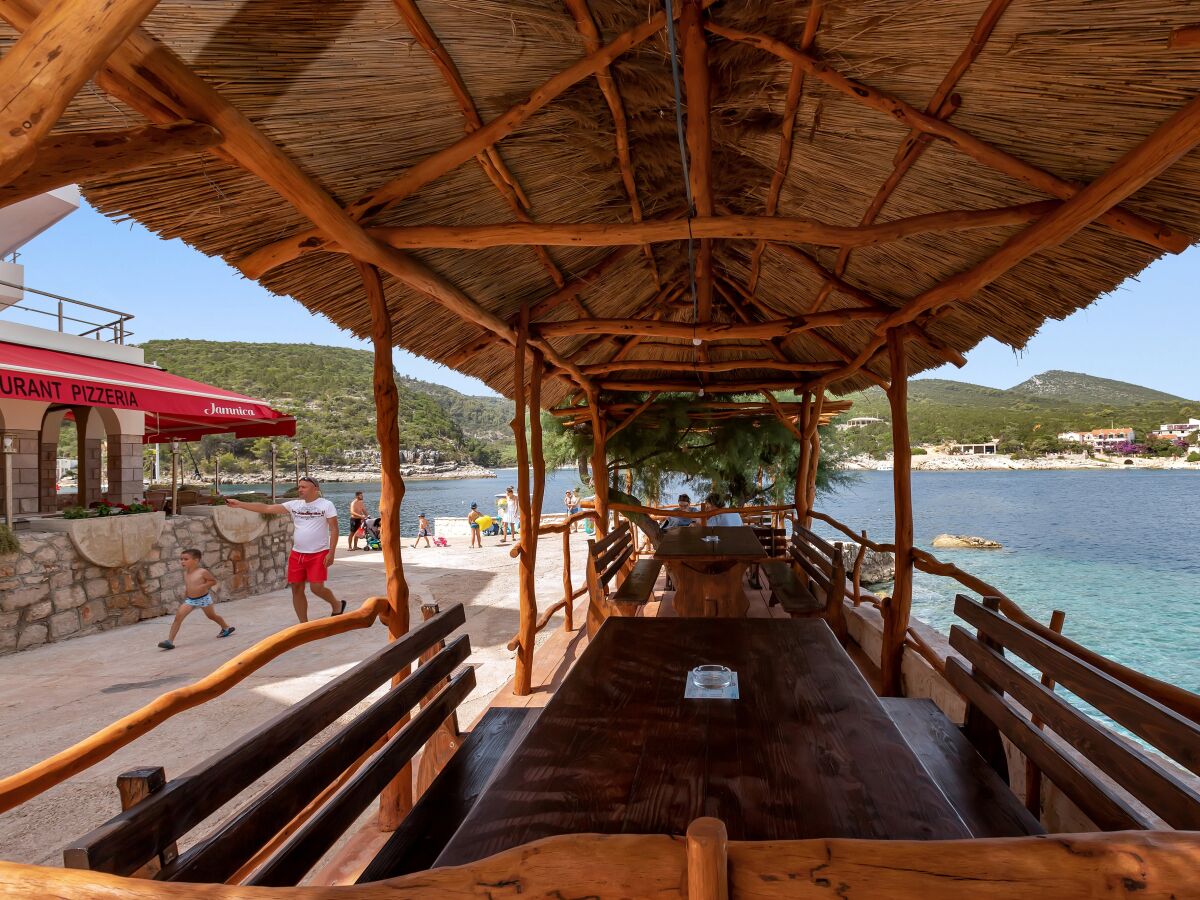 Ferienzimmer Zastražišće 30