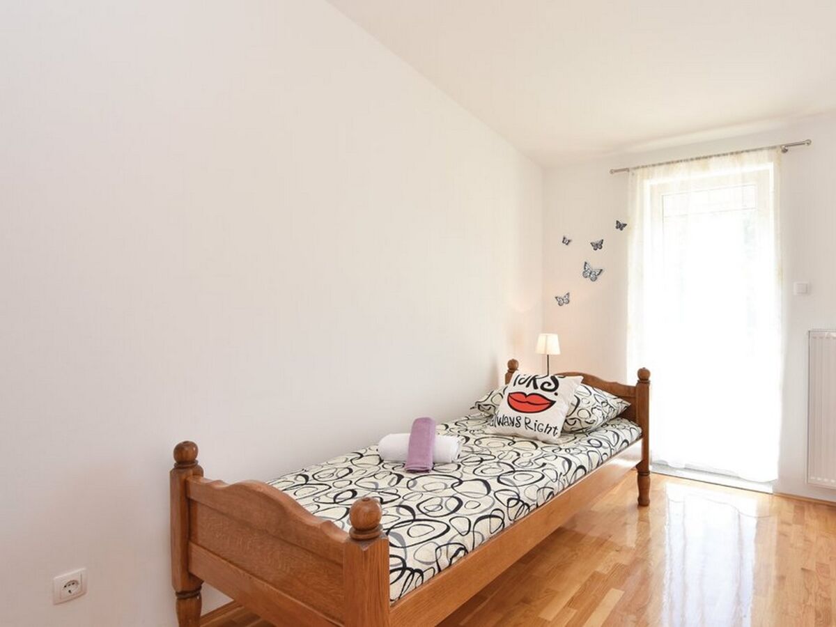 Ferienhaus Trilj 16