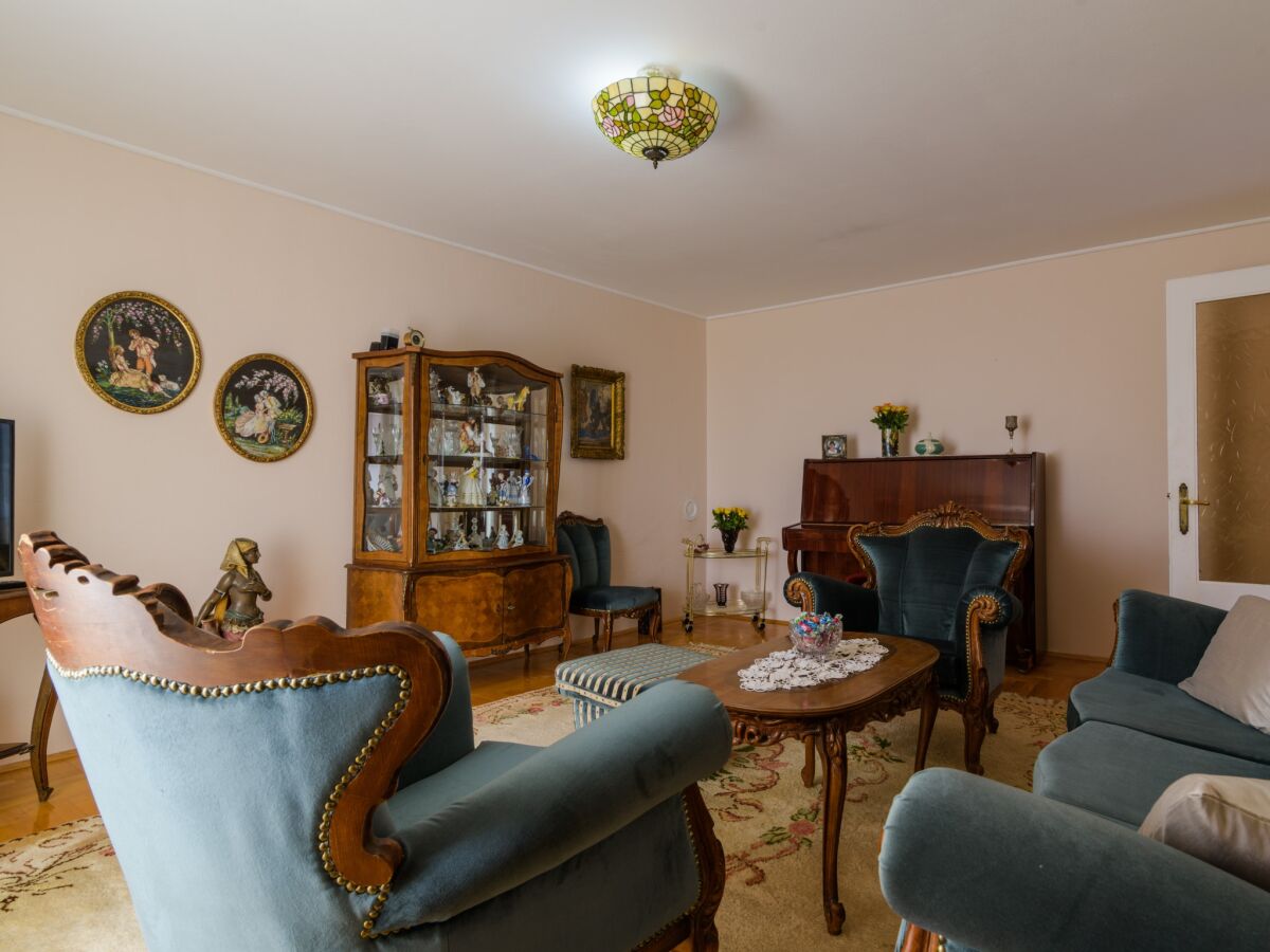 Ferienhaus Mastrinka 11