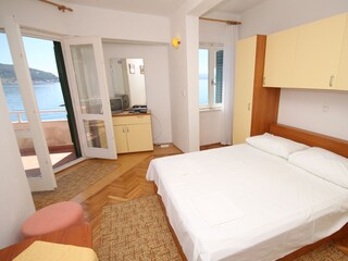 Apartment Podgora  13