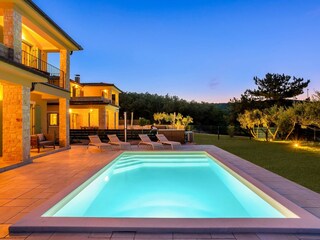 Villa Pinaza A am Meer mit beheiztem Pool