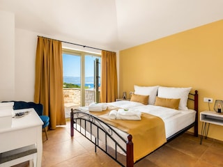 Villa Pinaza B am Meer mit beheiztem Pool