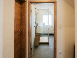 Blick ins Badezimmer