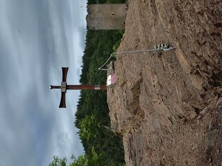 Gipfelkreuz des Burgenklettersteig