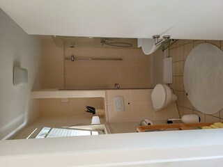 Bad mit ebenerdiger Dusche