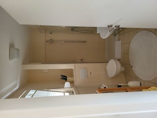 Bad mit ebenerdiger Dusche